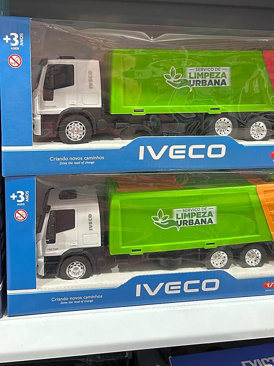 Caminhão Iveco Tector Limpeza Urbana