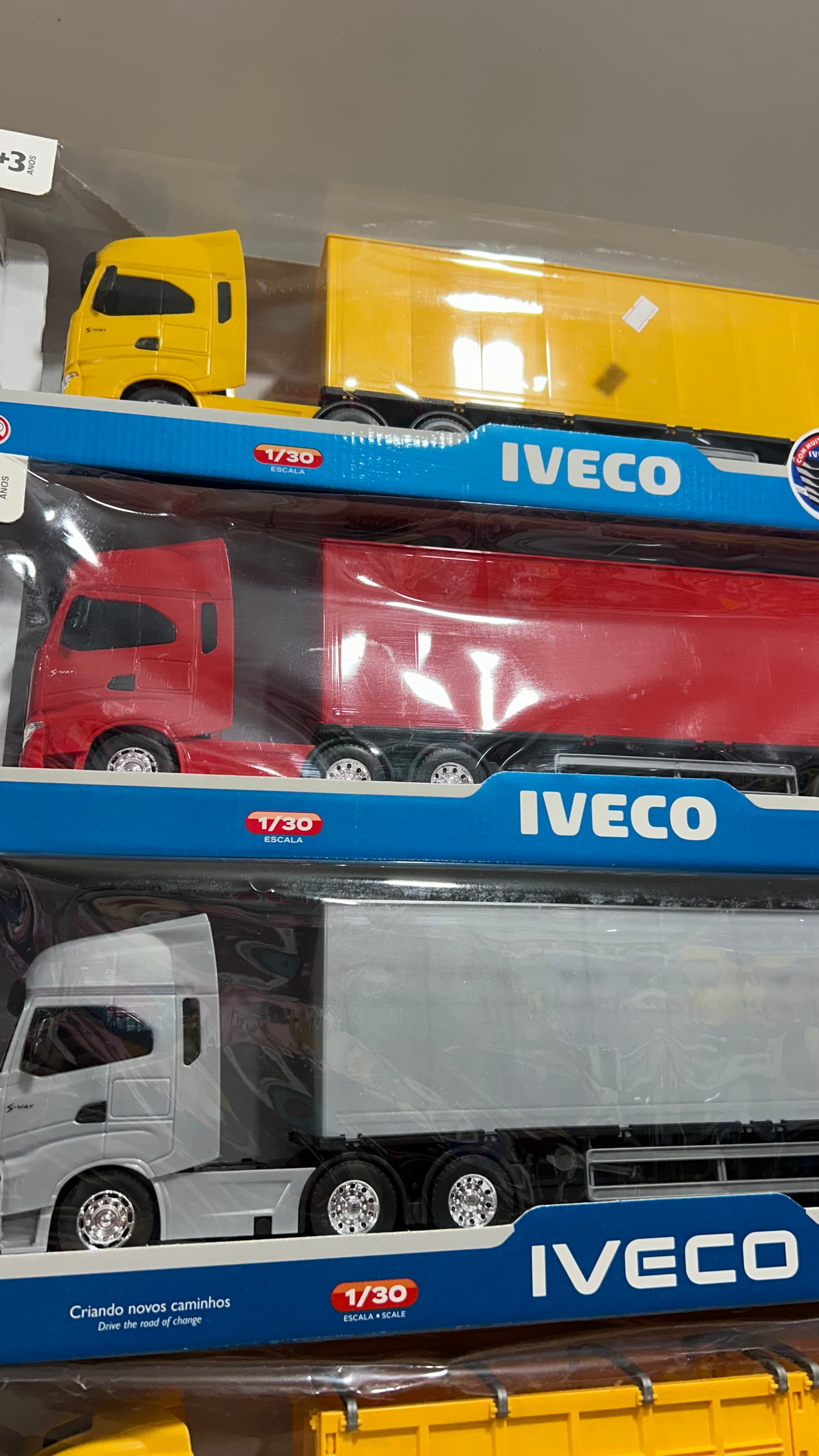 Caminhão Iveco S-Way